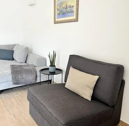 Apartment Blue With Shared Pool *