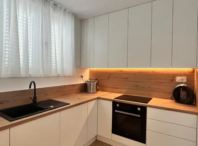 Blue With Shared Pool * 스플리트